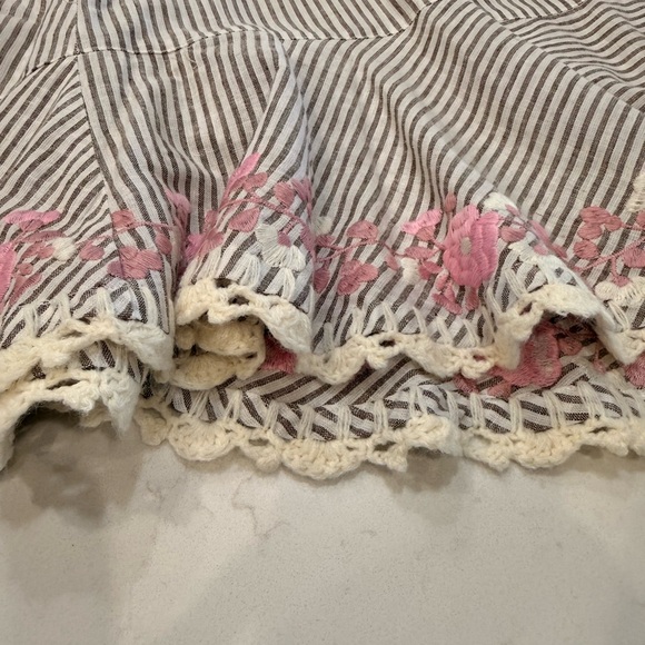 NWOT Tuckernuck Tan Stripe Embroidered Floral Callahan Shirt Dress – Medium - Picture 7 of 12